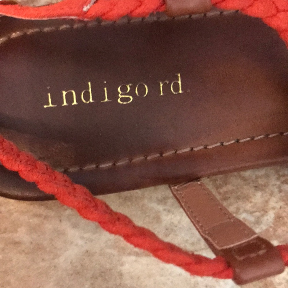 Sandals - Picture 4 of 4